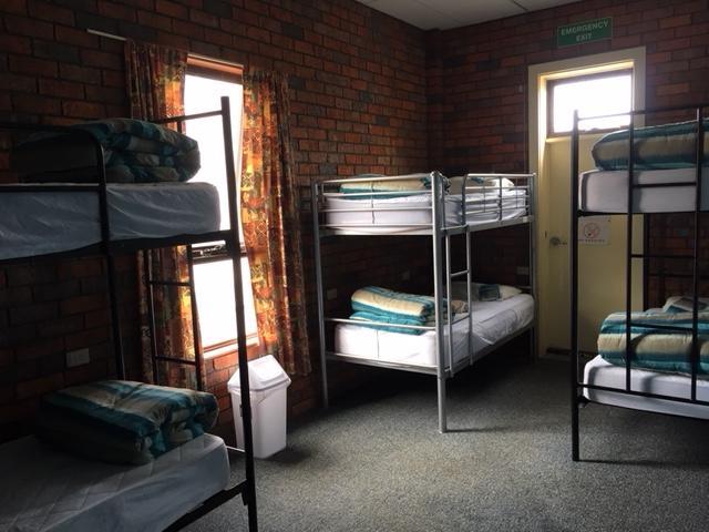 วอร์นัมบูล บีช แบ็คแพ๊คเกอร์ Hostel วอร์นามบูล ภายนอก รูปภาพ